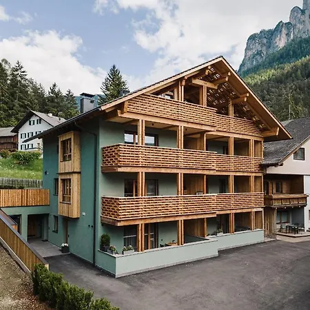 Max Green Wood * Siusi