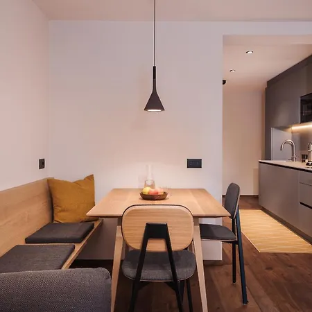 Max Green Wood Apartment